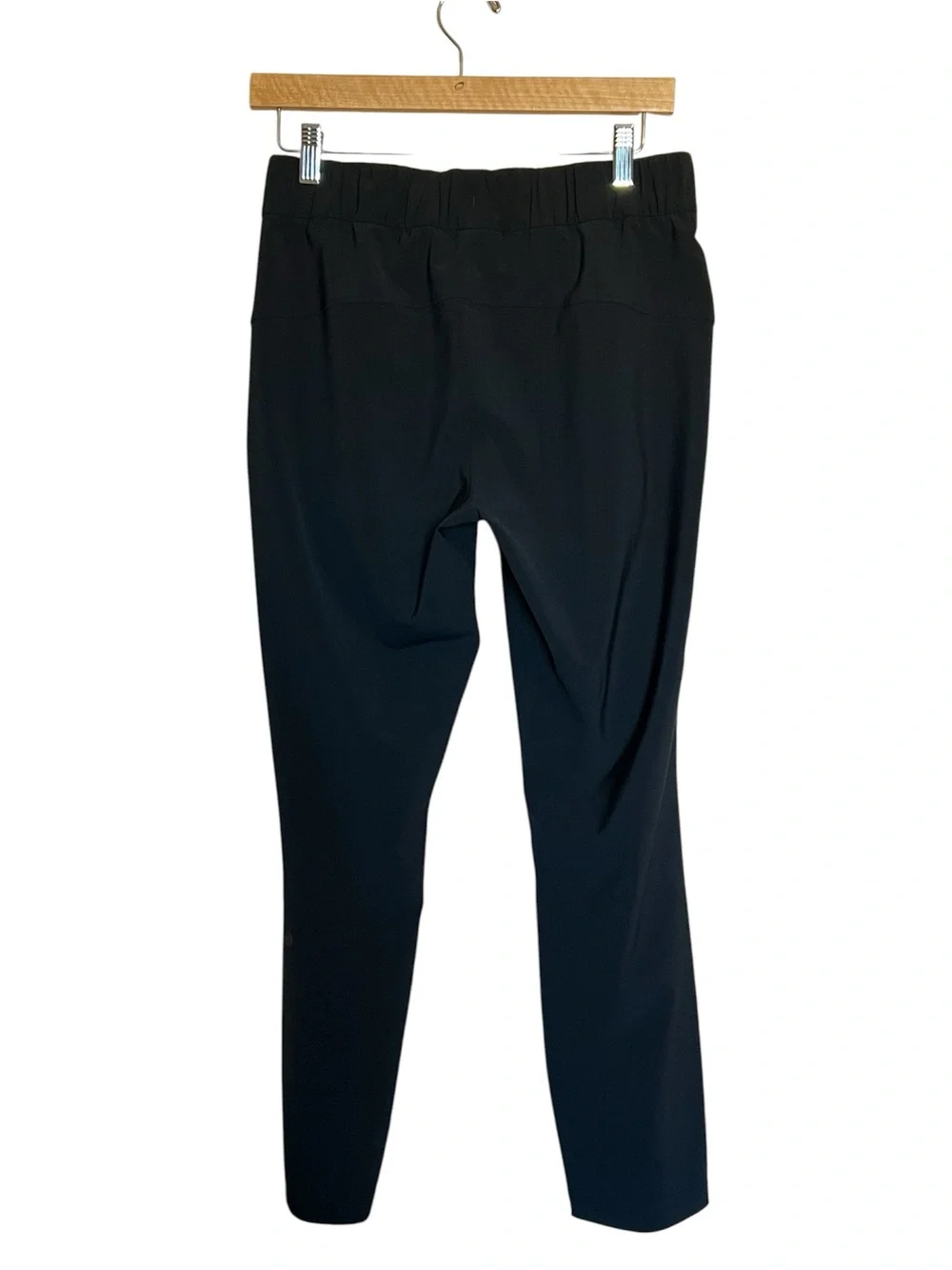 Lululemon on the fly pants size 8